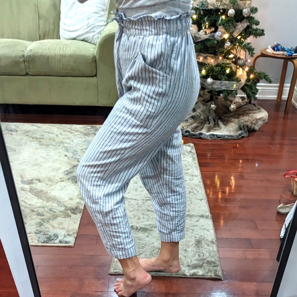 Paper Bag American Eagle pants (S) - Picture 1 of 4